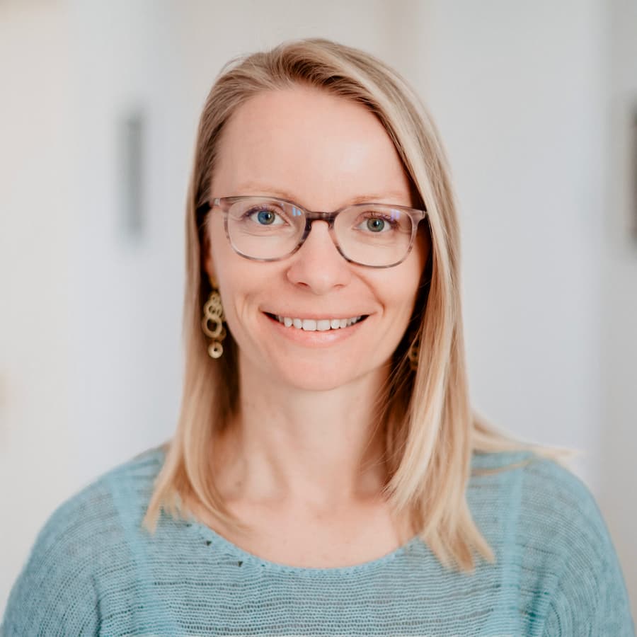 Maria Kosmala, Gründerin der Bazi Wisdom Academy®, begleitet Menschen mit Bazi Suanming, Feng Shui und Coaching durch Wandlungsprozesse.